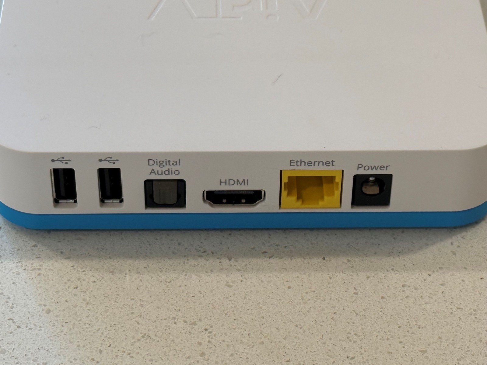 AirTV Streaming Media Player HD 4K Sling Netflix Google Play UIW4010ECH open box