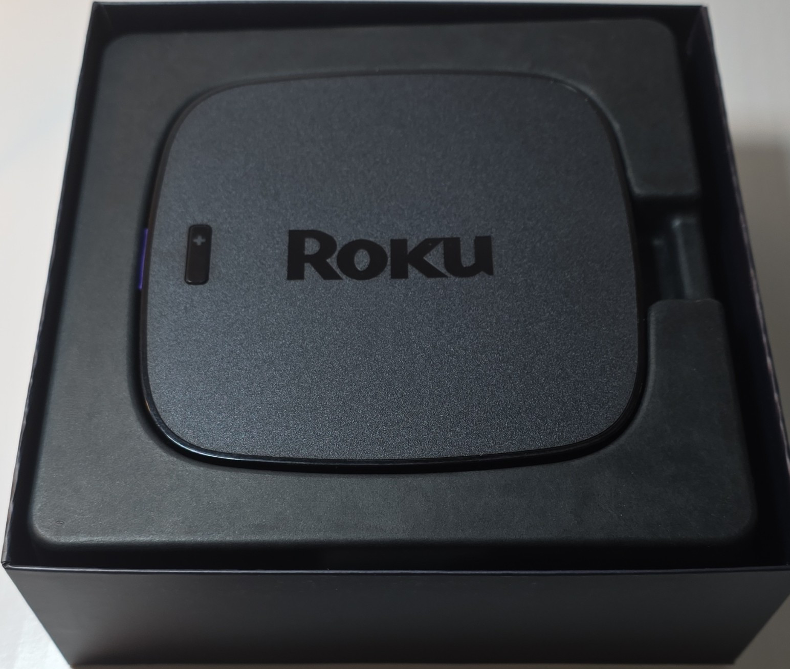 Roku Ultra 4K Media Streamer Box Wi-Fi HDMI Black with Remote