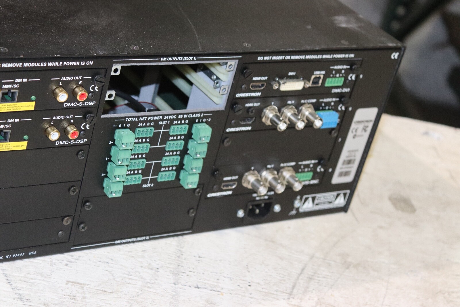 Crestron DM-MD8X8 Digital Media Distribution Console