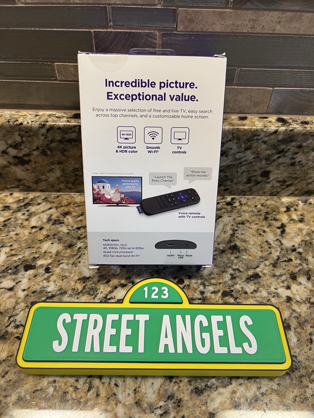 Roku Express 4K+ Streaming Media Player 4K HDR with Voice Remote 3941R NEW