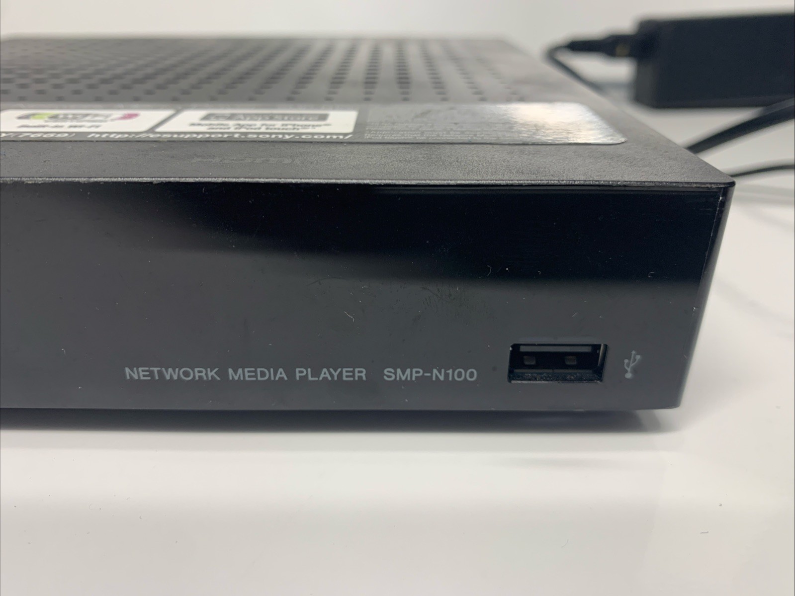 Sony SMP-N100 Network Media Player with Power Adapter
