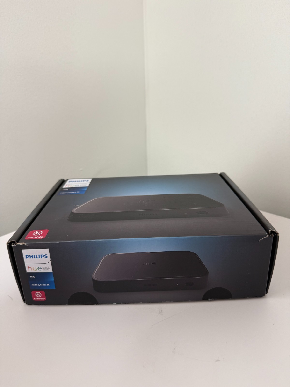 Philips Hue Play HDMI Sync Box 8K Smart Lighting Sync HDMI 2.1 Open Box