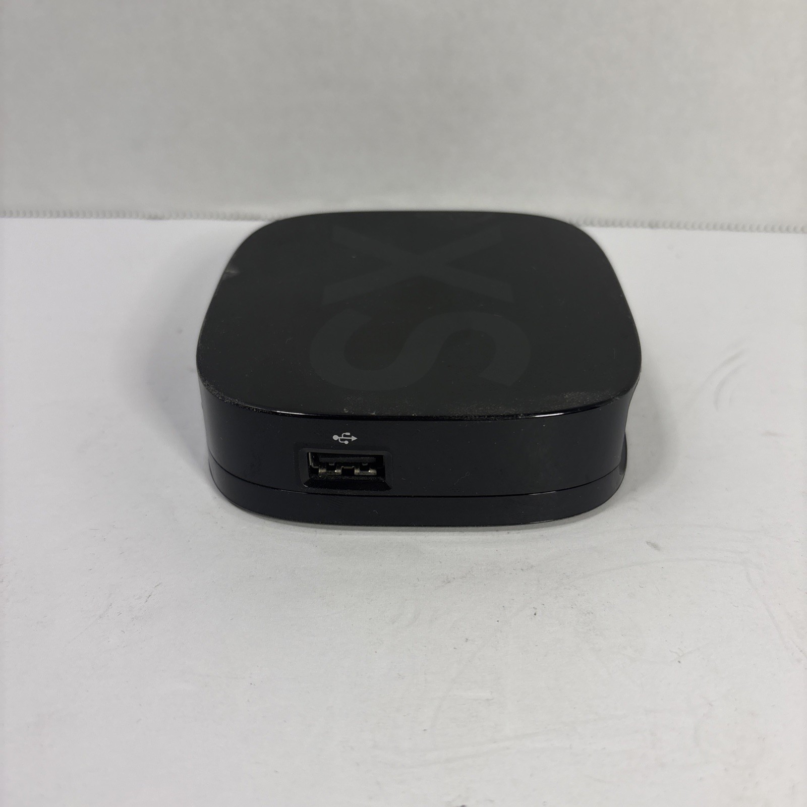 Roku 2 XS Media Streamer 3100X – No Remote or AC Adapter