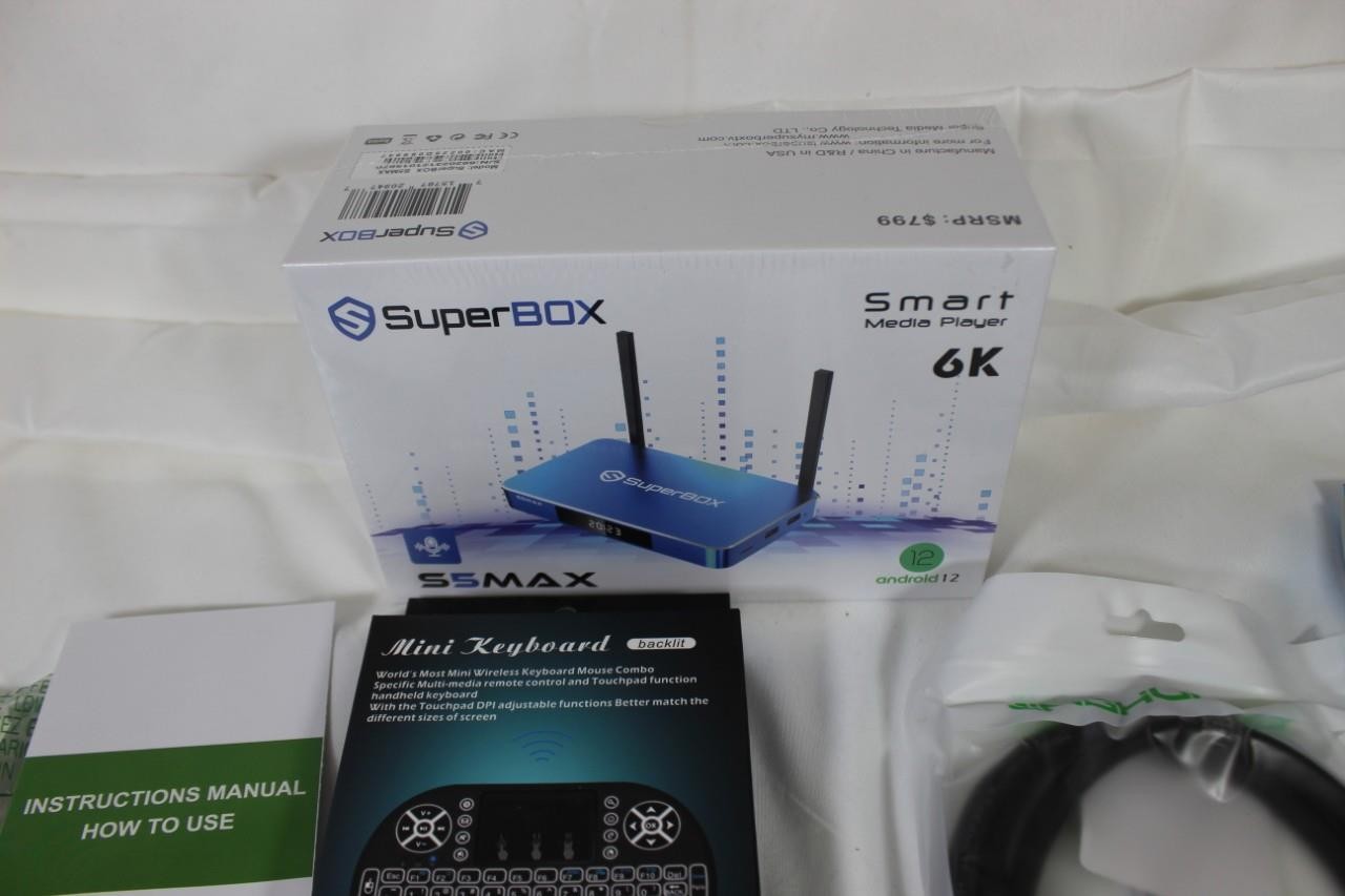 SuperBoxS5MAX Smart Media Player 5K Bundle with Accessories