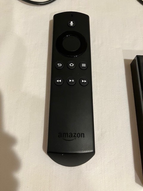 Amazon Fire TV with 4K Ultra HD DV83YW -W/Remote & Power Adapter not tested