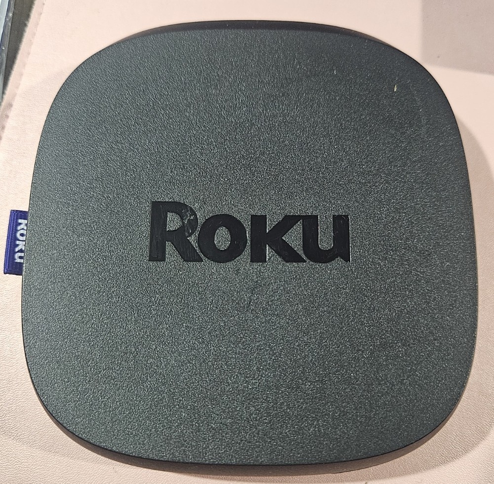 Roku Ultra HD 4K HDR Dolby Vision Atmos Wi-Fi 6 Streaming Player 4850RW – Black