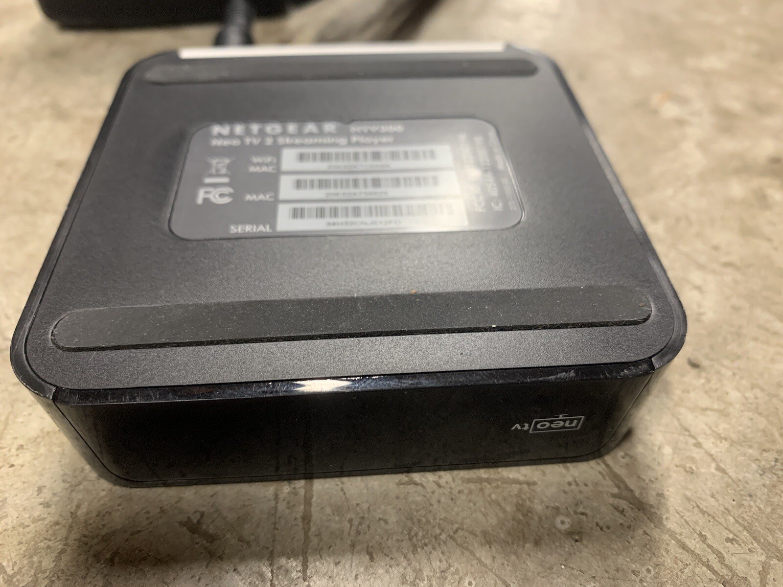 NetGear NTV300 HD Media Streaming Player  And Charger