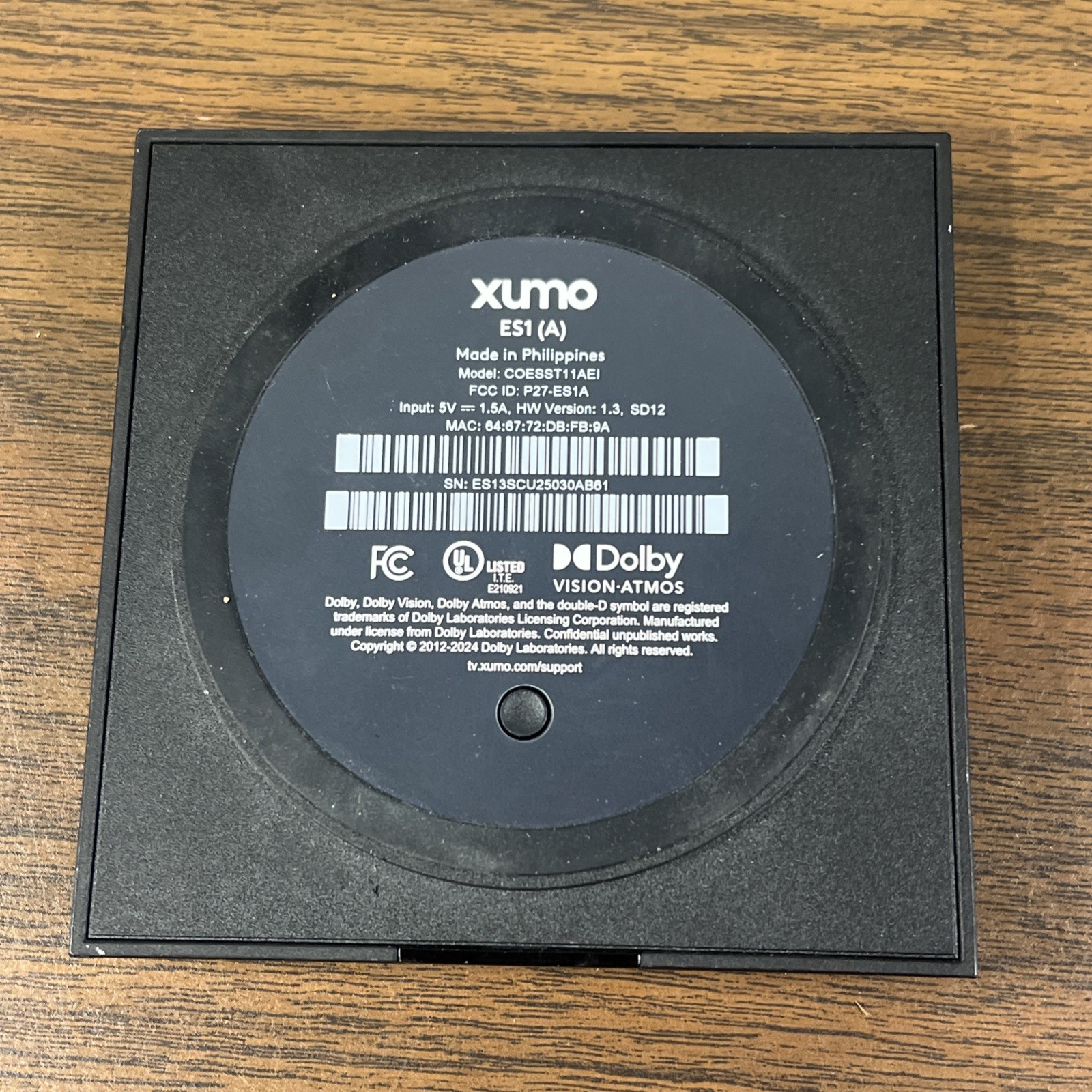 Xumo ES1 Streaming Device COESST11AEI Dolby Vision Atmos 4K Smart TV Box