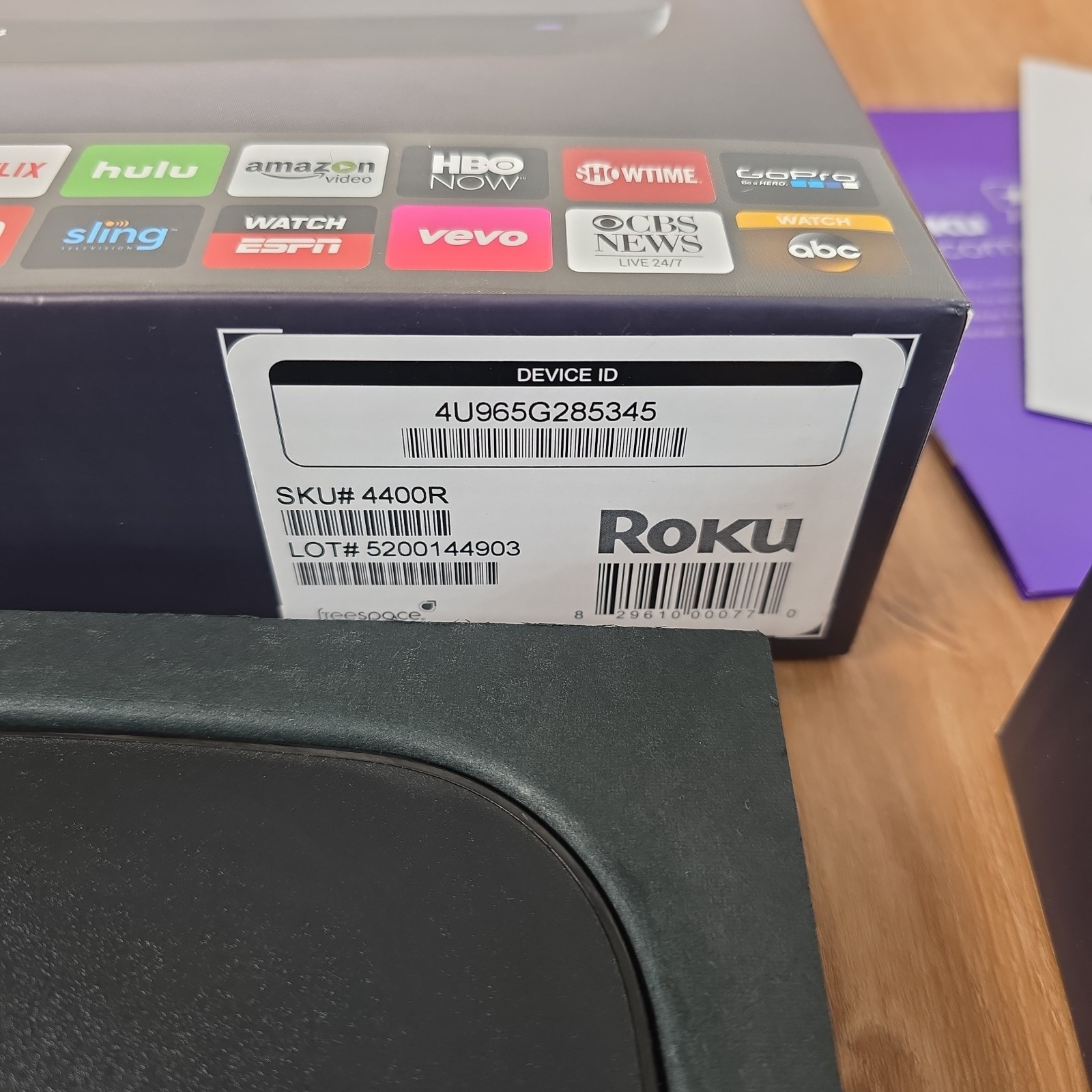 Roku 4 Streaming Media Player 4K Ultra HD, 4400R
