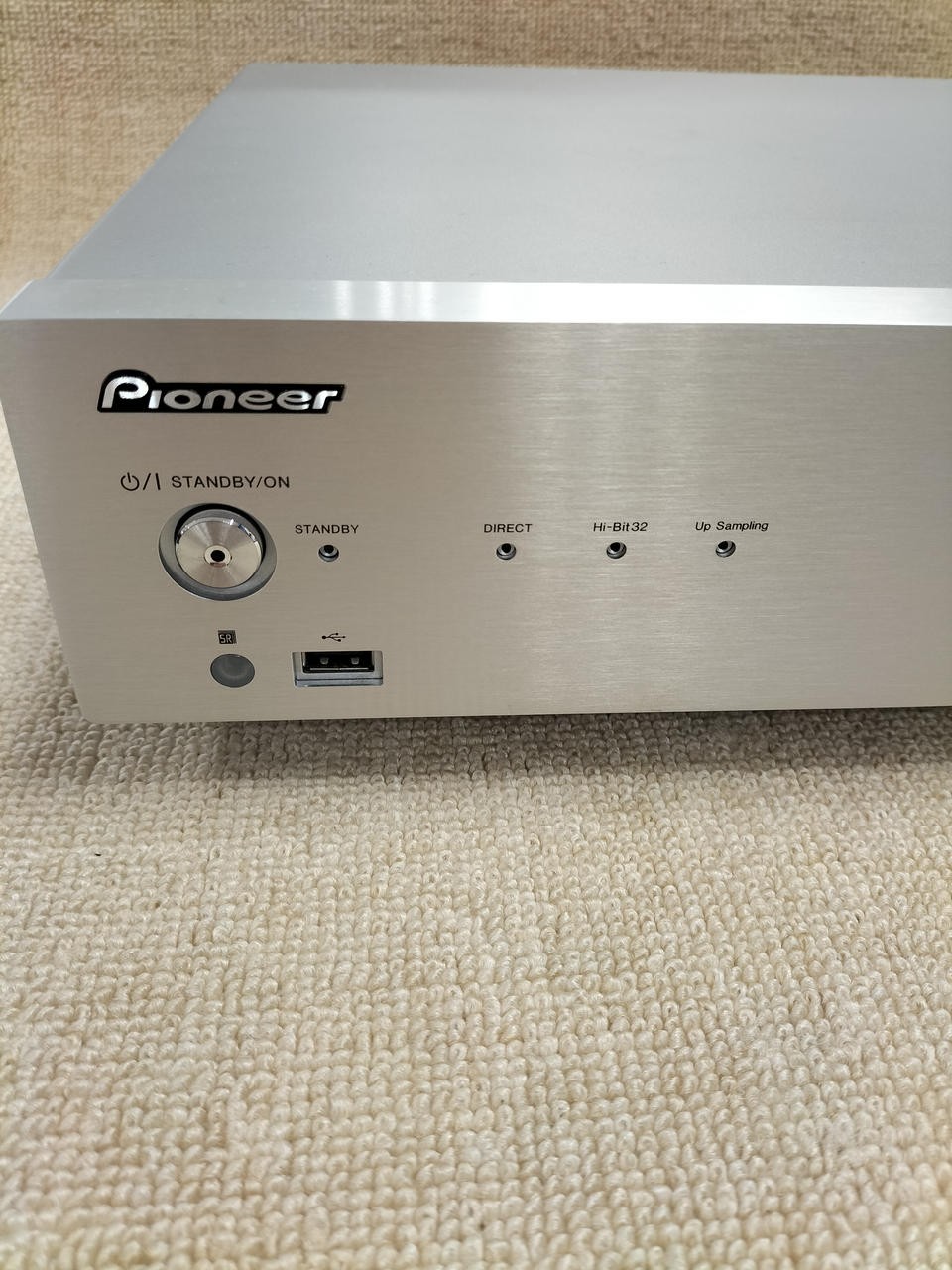 Pioneer N-50AE Network Audio Player Hi-Res DSD DAC AirPlay Spotify Wi-Fi