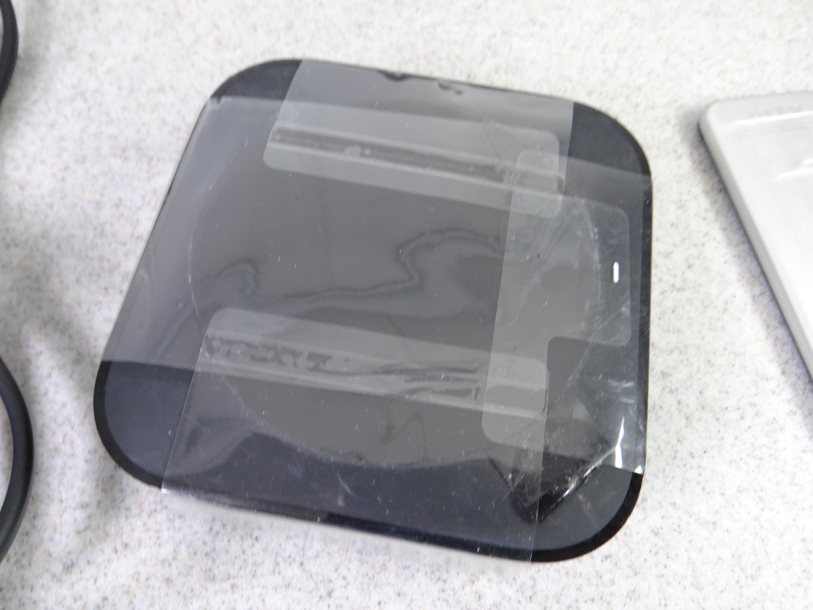Apple TV HD 4th generation 32 GB (Model A1625) with remote and power cable