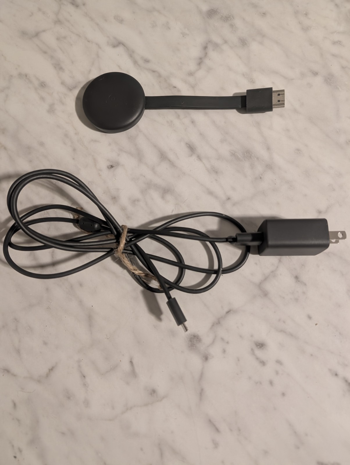 Google Chromecast 3rd Gen HDMI Wi-Fi 1080p FHD Streamer Black w/ Power Kit