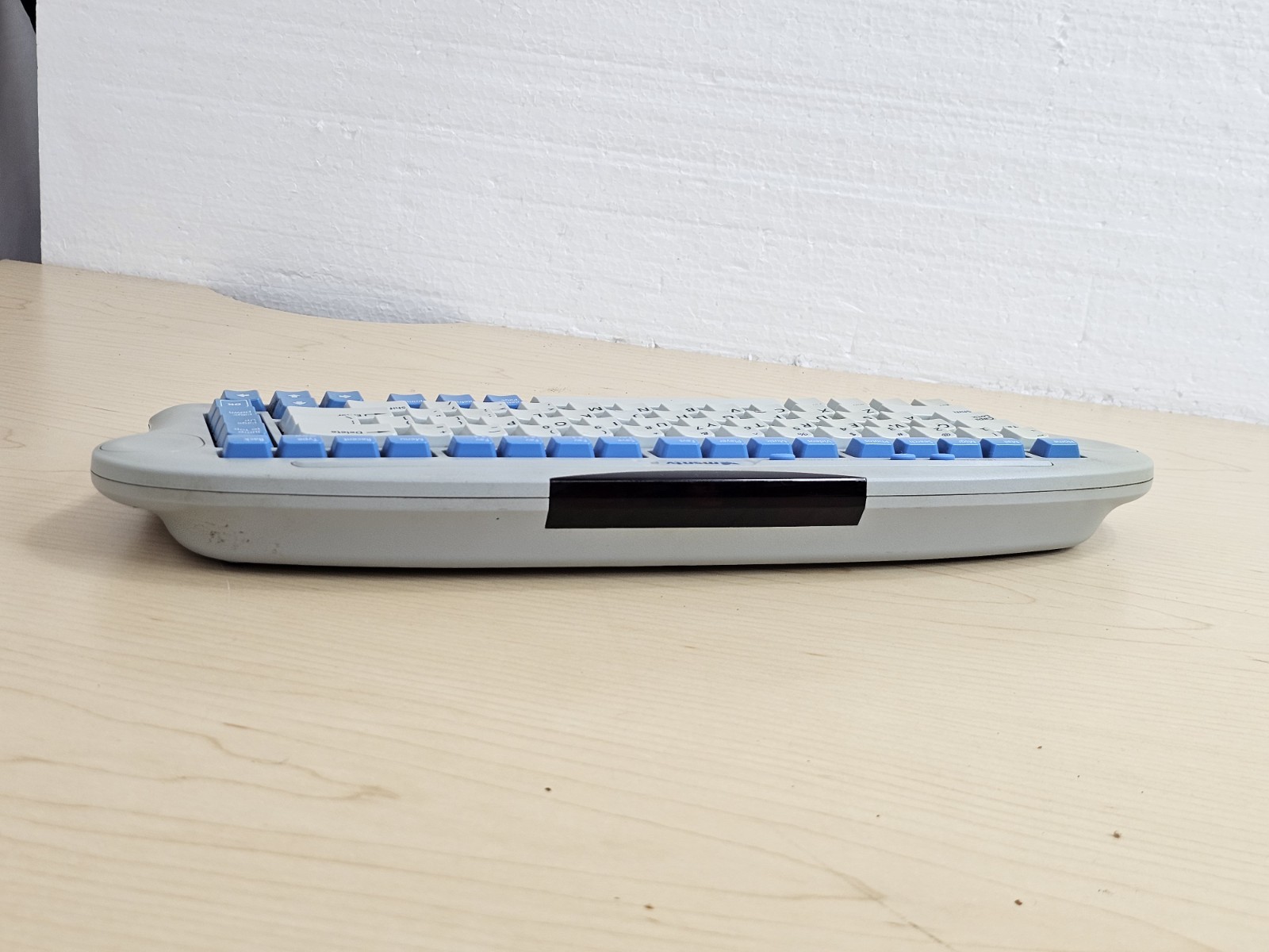 RCA MSNTV 2 RM4100 Internet and Media Player Keyboard Remote Untested