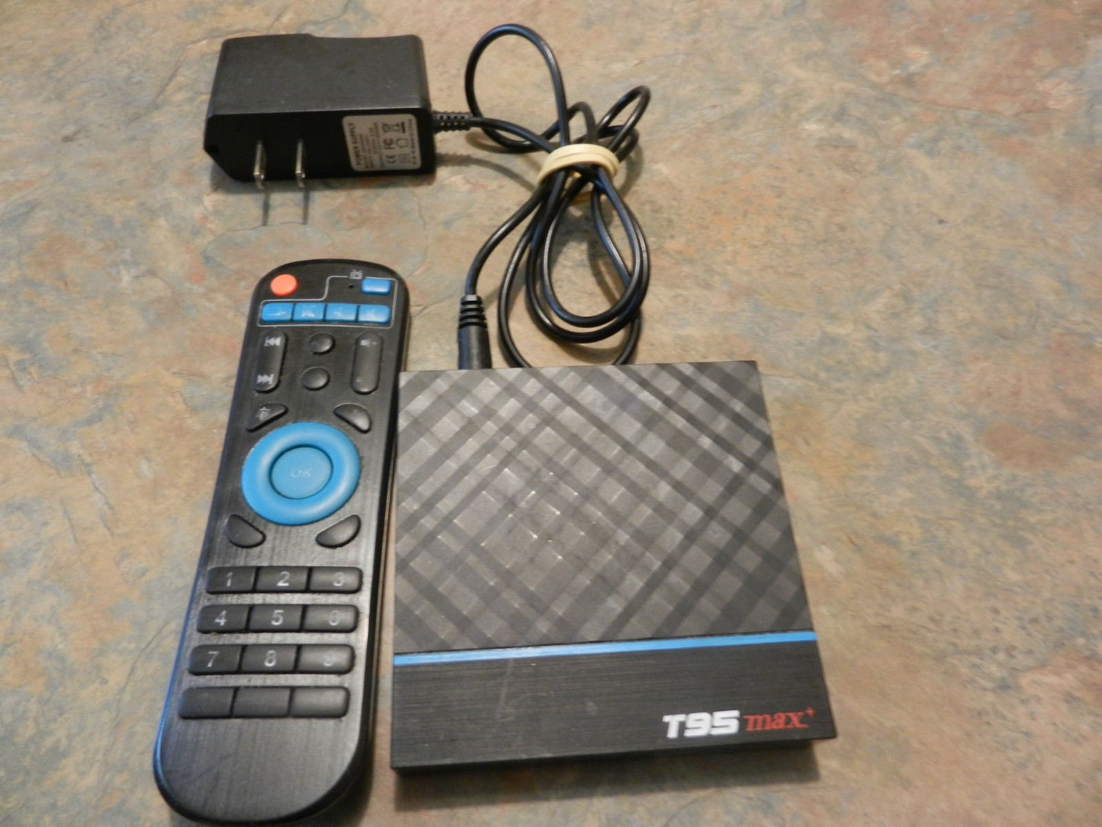Android TV Box T95 Max Android 9.0 with 4GB RAM 32GB ROM Quad-Core 2 wifi