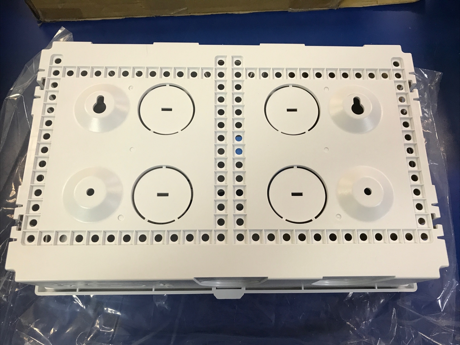 Icc Net Media Center 9In Enclosure Combo Plastic ICRESDC9PK