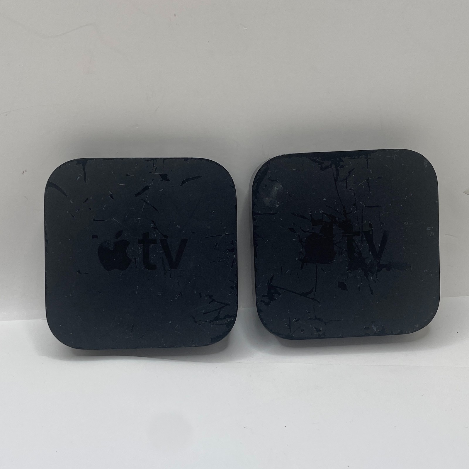 Apple TV A1378 EMC2411 2nd Gen HDMI Optical Audio Streaming Players – Lot Of 2