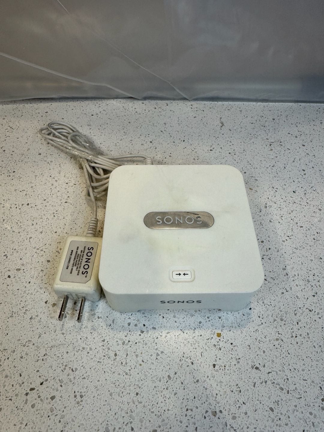 Sonos Wireless BRIDGE Model BR100 Multi-Room Network Adapter with Power Cord