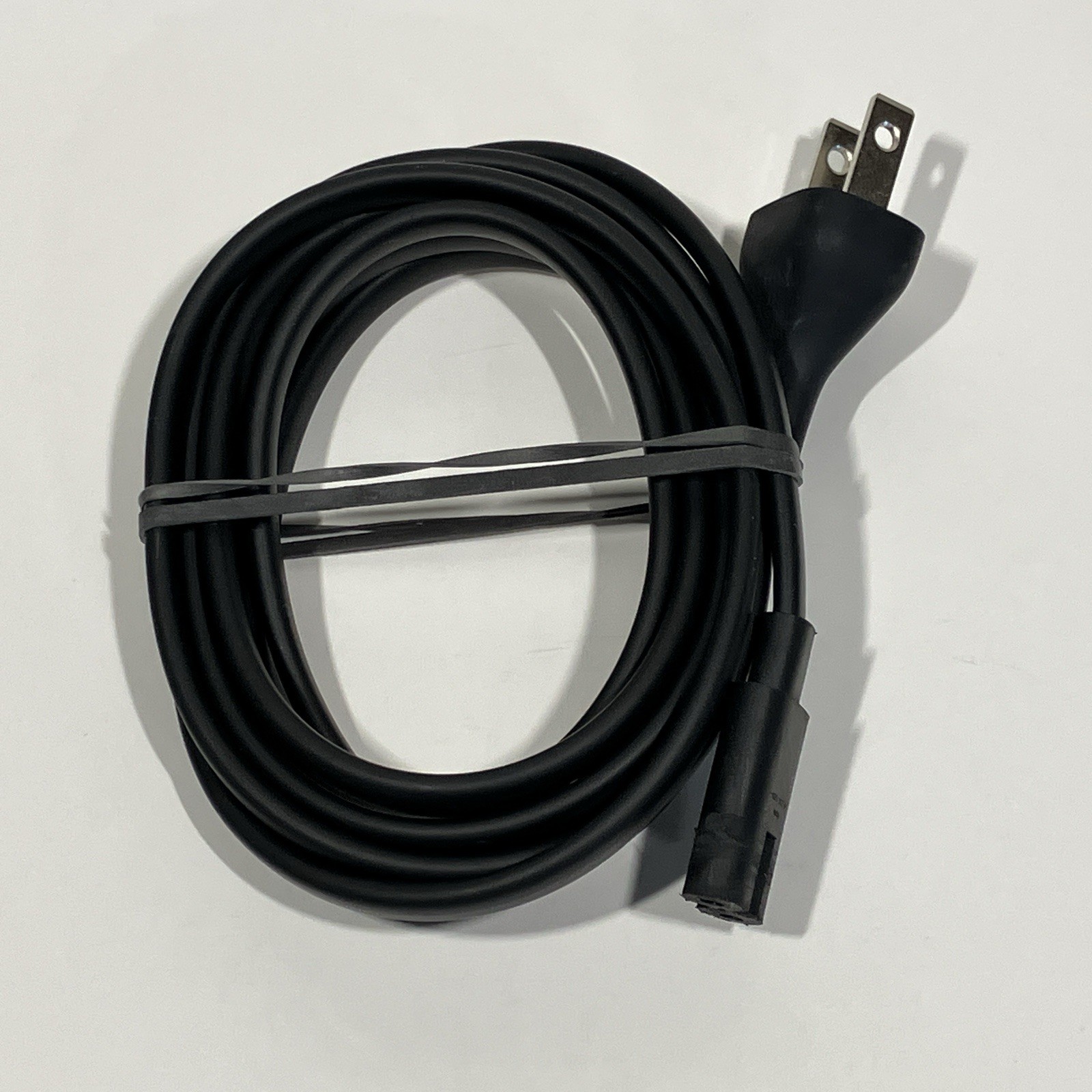 Apple TV (4th Generation) 32GB HD Media Streamer A1625 – Black (MR912LL/A)