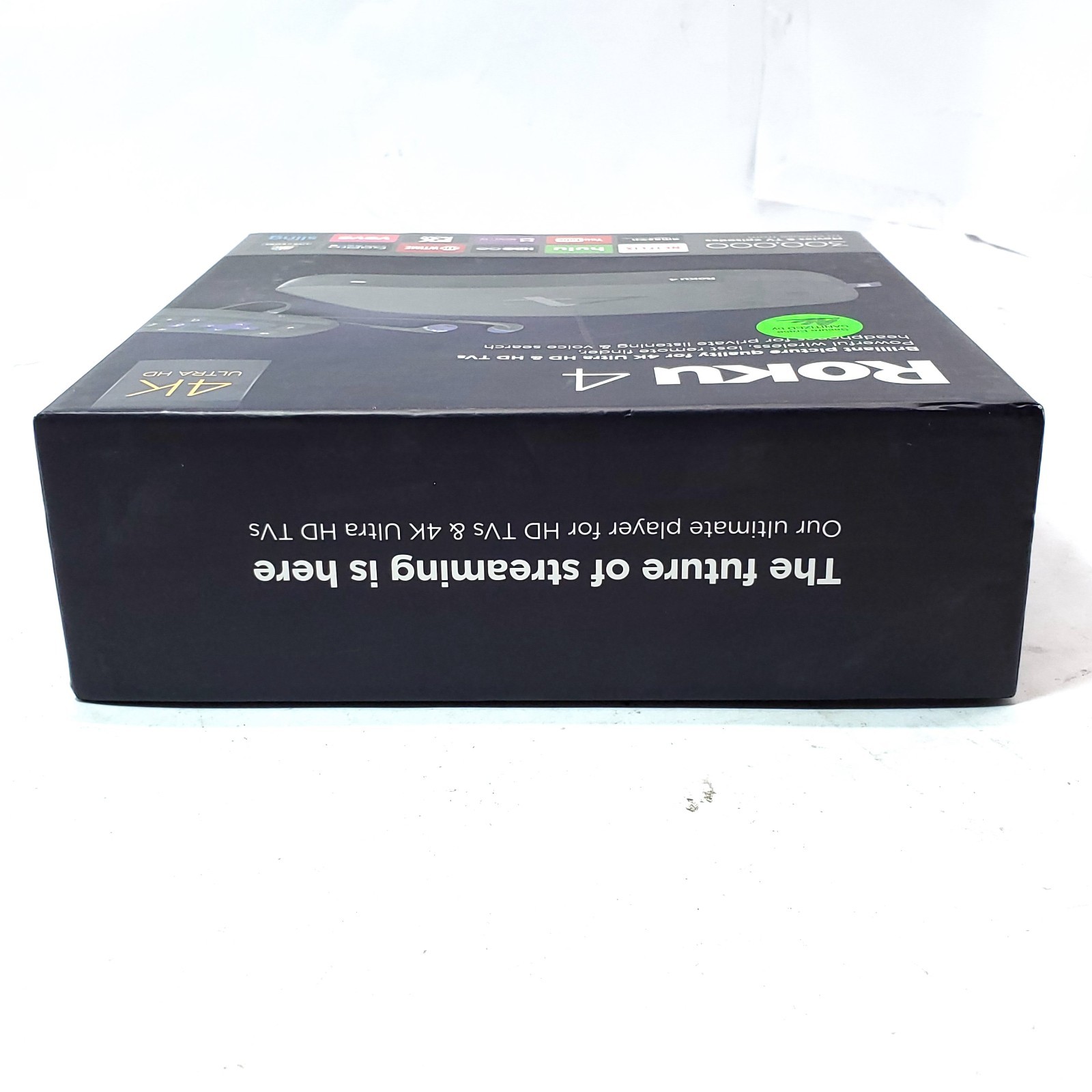 Roku 4 4K Streaming Media Player Model 4400X with Remote & Charger Pre-owned