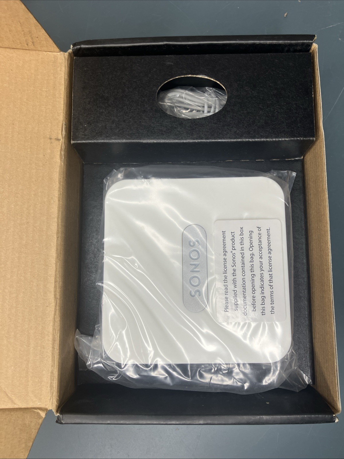 Sonos Bridge Wireless HiFi System BRIDGUS1 SW V4.0 – White New Open Box