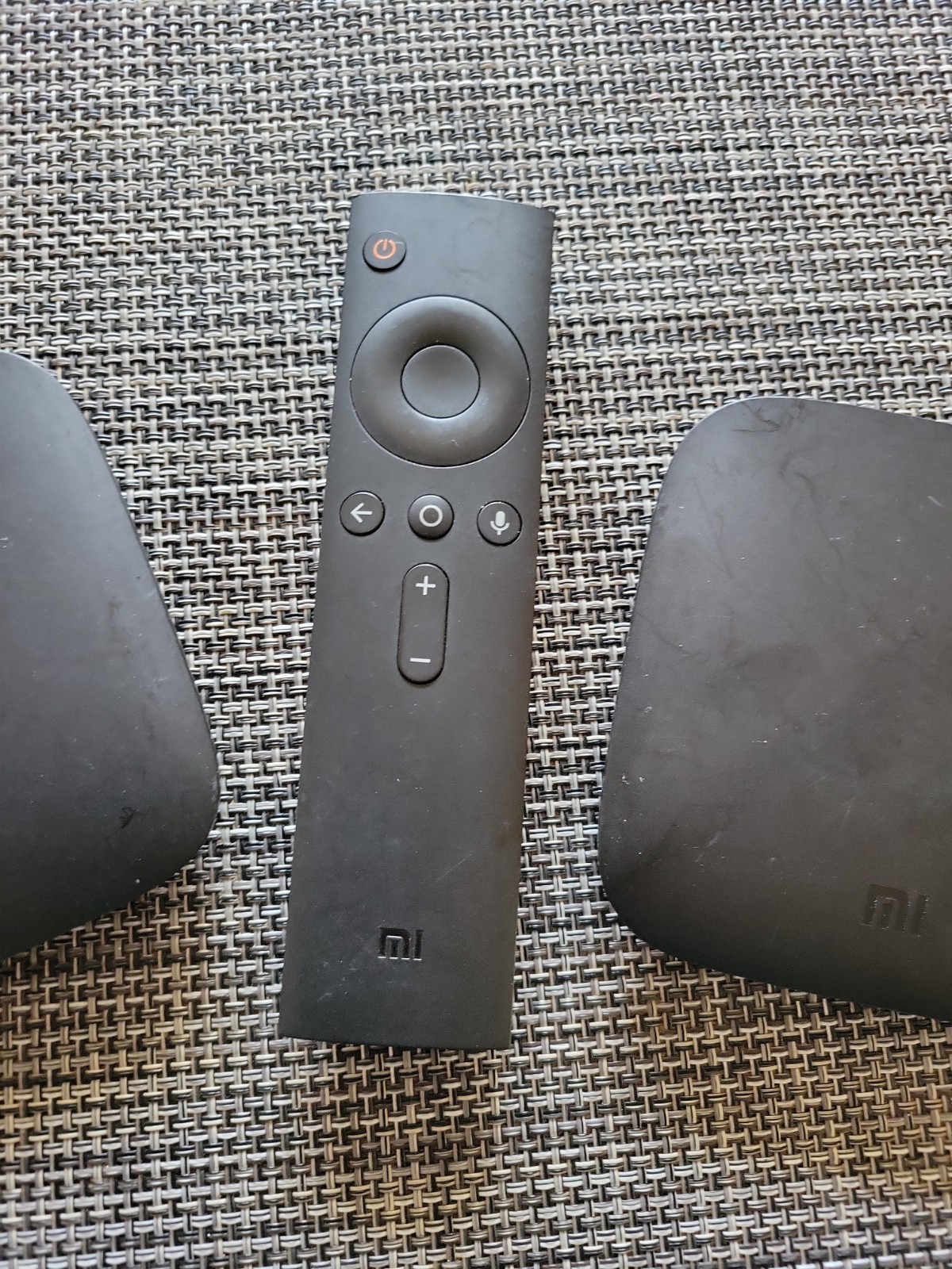 2 Xiaomi Mi Box MDZ-16-AB Android TV 4K – 1 REMOTE