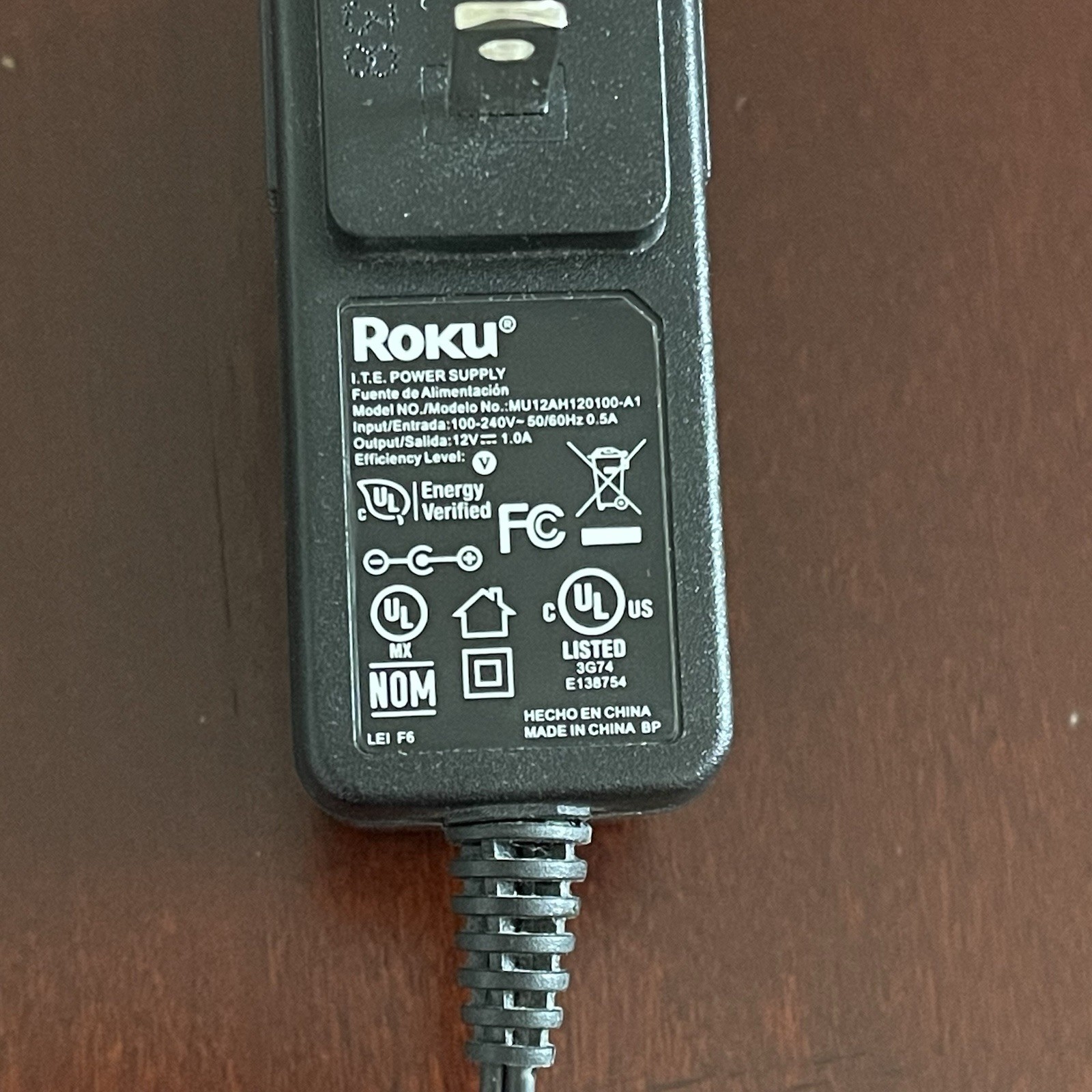 Roku 3 (3rd Gen) 4230X Media Streamer 4230R – Black w/Remote/Charger/Manuals/Box