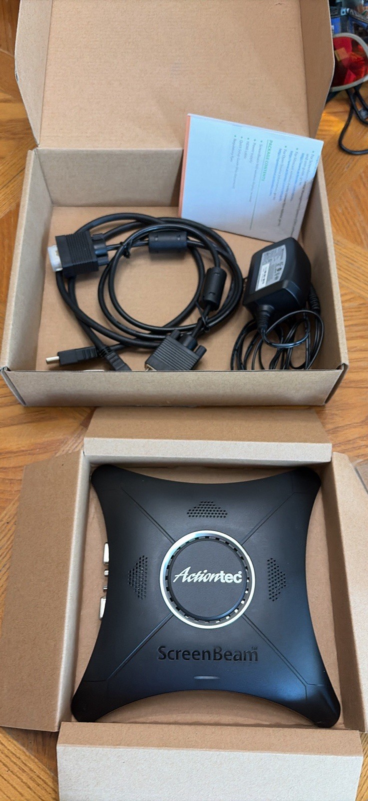 ScreenBeam 960 Wireless Display Receiver Native Screen Mirroring, Black