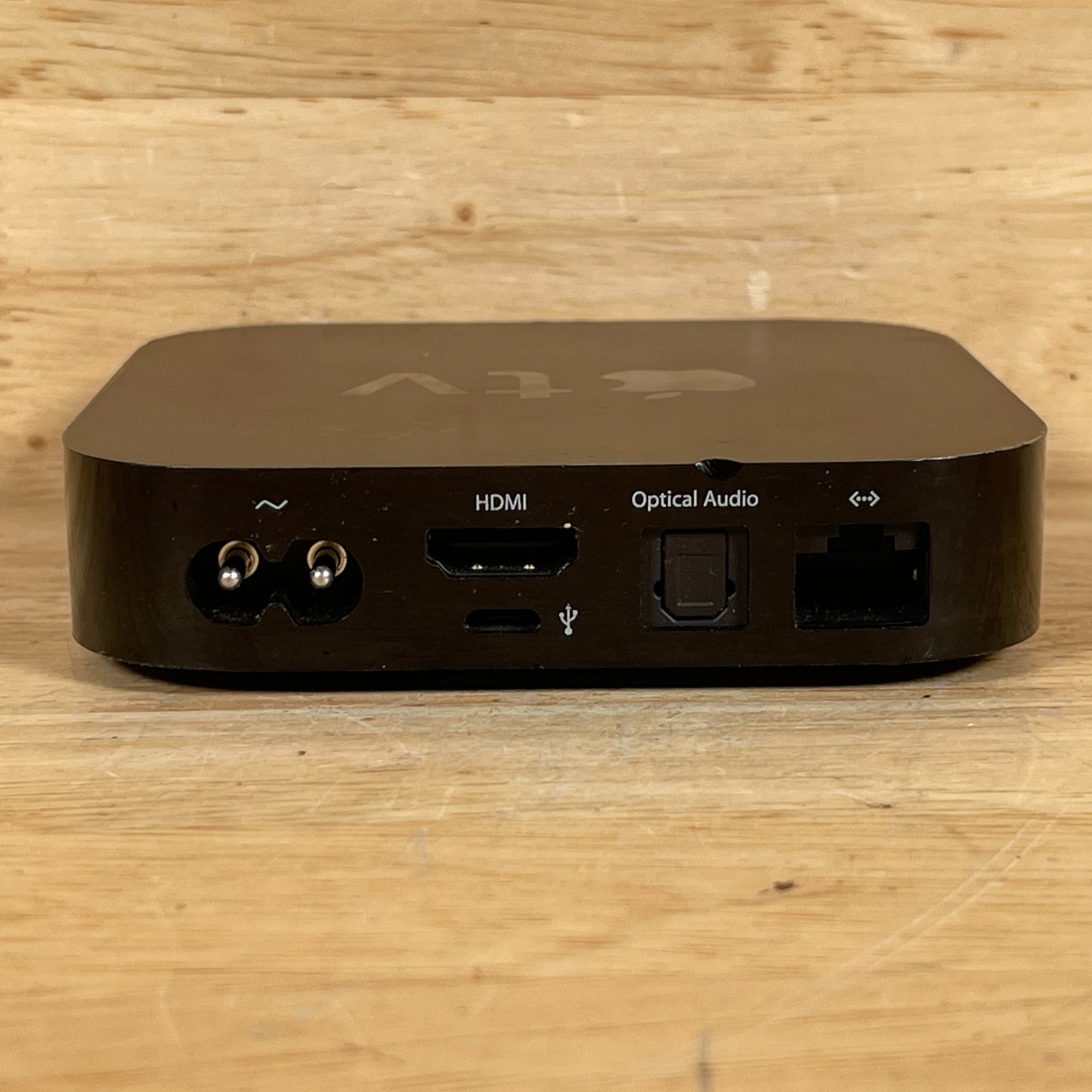 Apple TV (2nd generation) A1378 HDMI/Ethernet 8GB 720p 30fps WiFi Media Streamer