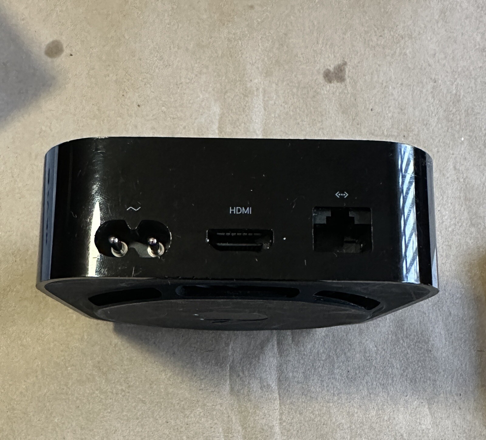 Apple TV 4K A1842 HD Streaming Media Player 32GB No Remote – Free Shipping