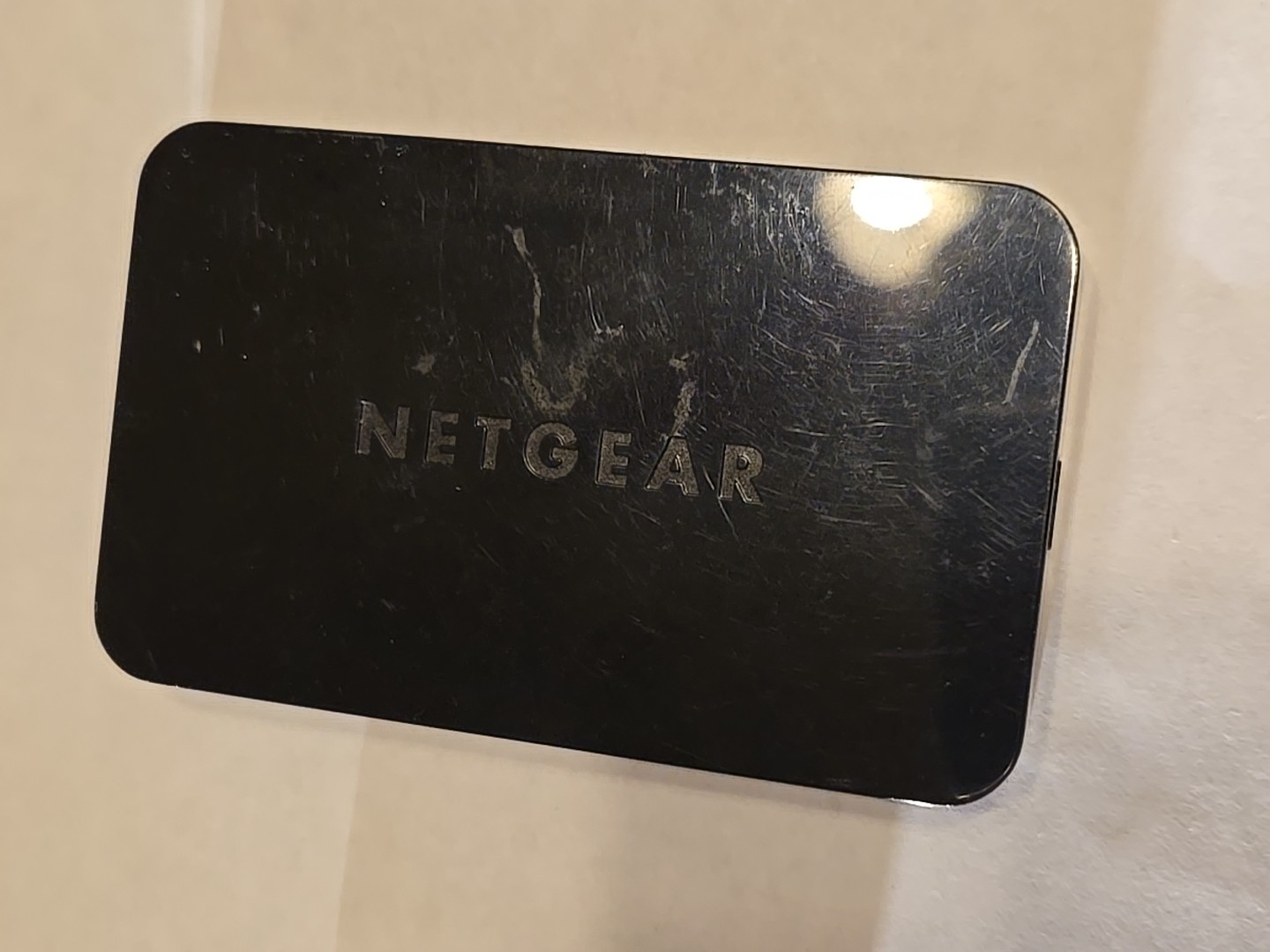 NETGEAR Push2TV Wireless Display HDMI Adapter with Miracast PTV3000 Untested