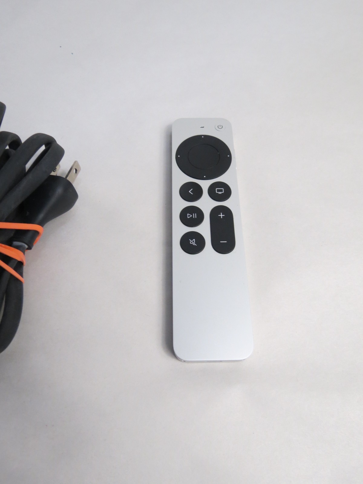 Apple TV 4th Generation HD Media Streamer – A1625 – 32GB – Remote + Power Cable