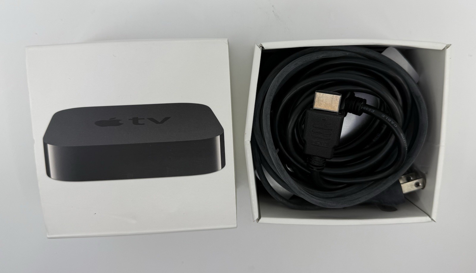 Apple TV 3rd Gen (Rev A) A1469 – Complete In Box – AirPlay & Optical Audio Hub