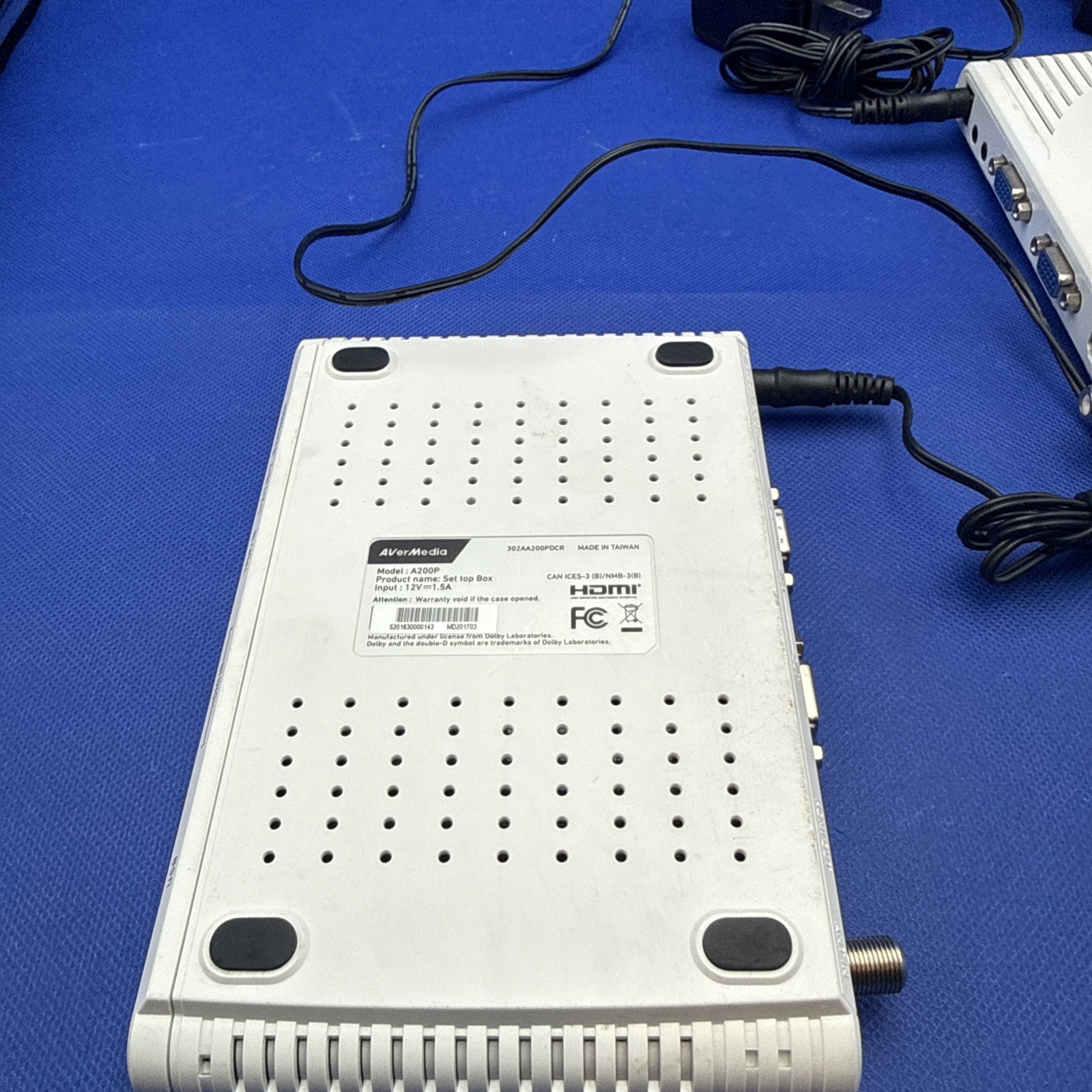 Lot Of 2 AverMedia A200P Hybrid TVBox 13 – Input TV/Video Hub – Power Adapter