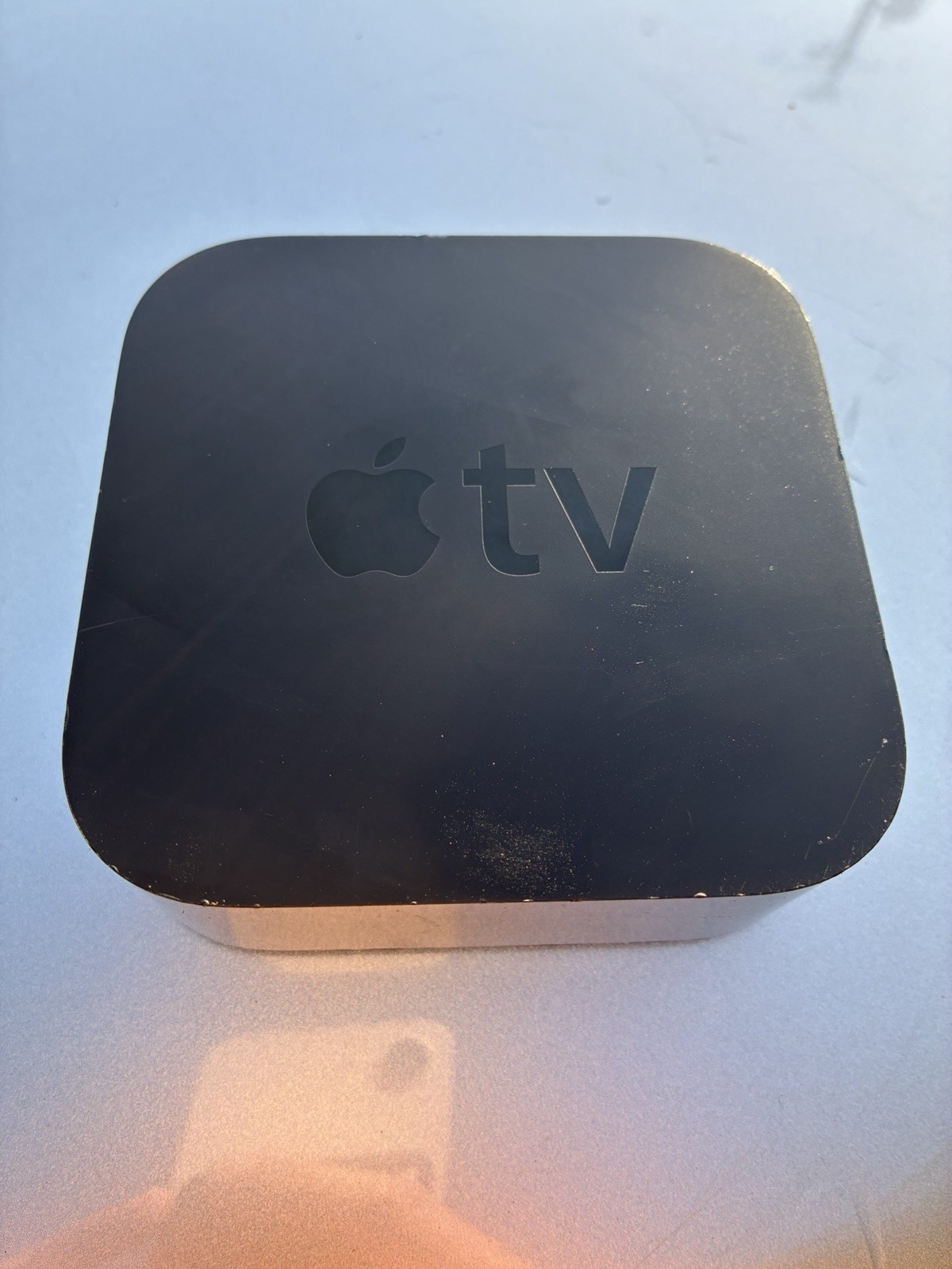 Apple TV (4th Generation) 32GB HD Media Streamer – Black (MR912LL/A)
