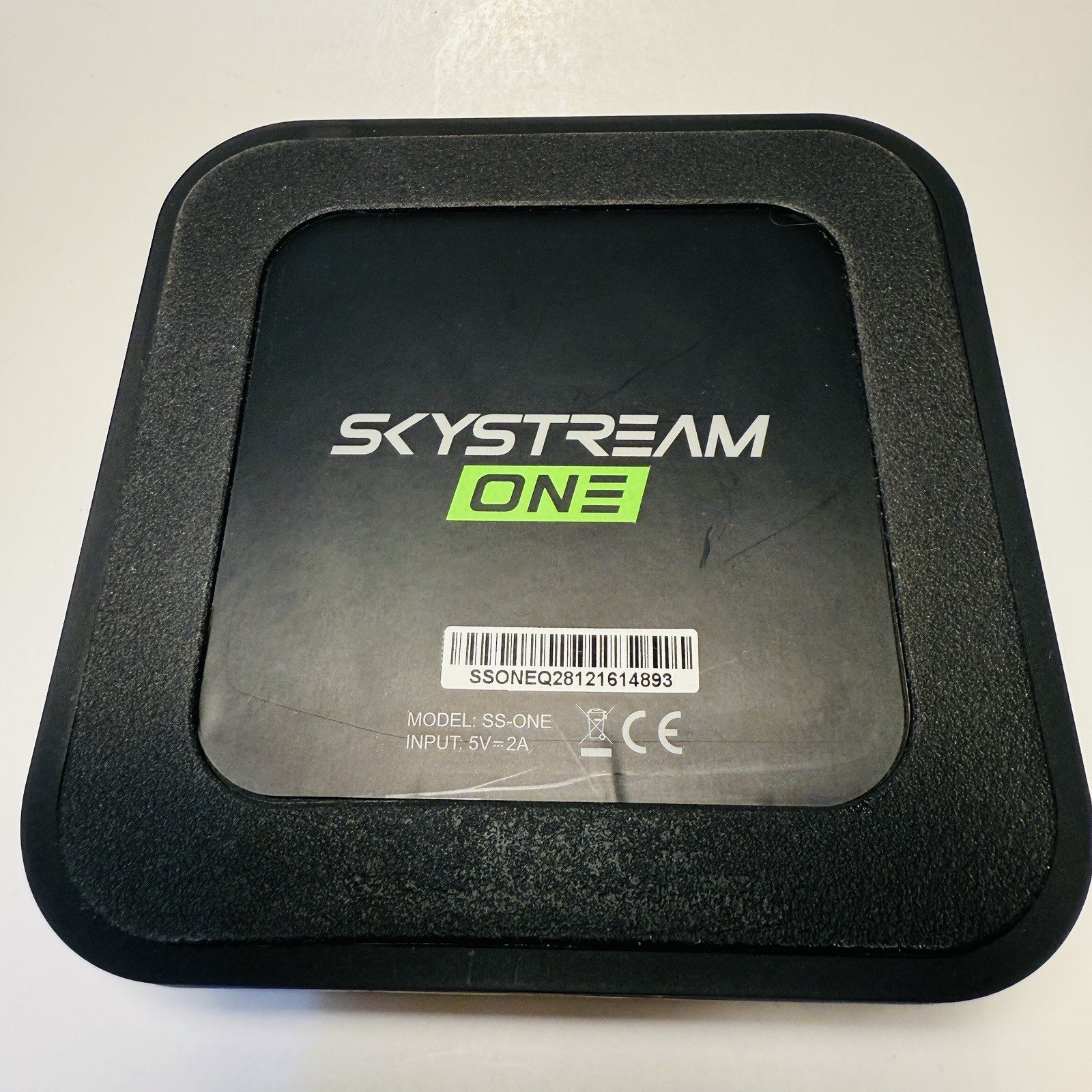 SkyStream One Android Media Streamer SS-ONE Media Box w/ Power Cord And Remote
