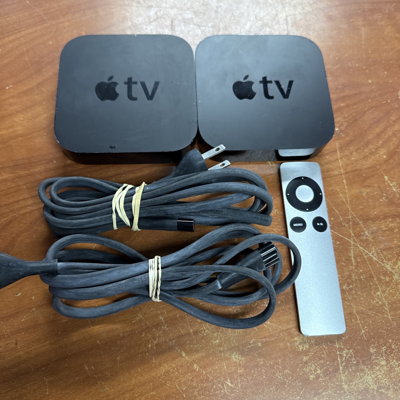 Lot of 2 Apple TV (3rd Generation, Model A1427) – Media Streamer 1 REMOTE