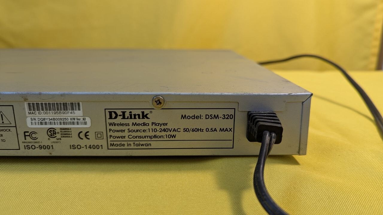 D-link Media Player Model DSM-320 Digital Media Streamer – Turns ON – DM12
