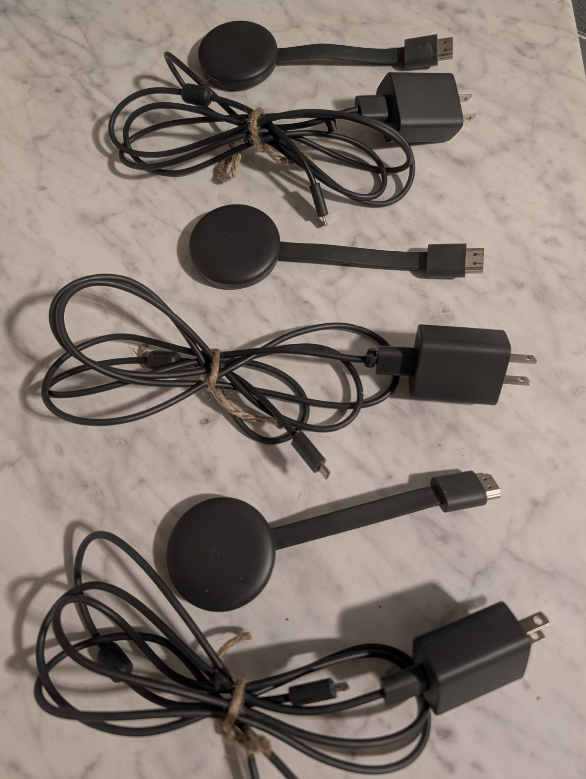 Google Chromecast 3rd Gen HDMI Wi-Fi 1080p FHD Streamer Black w/ Power Kit