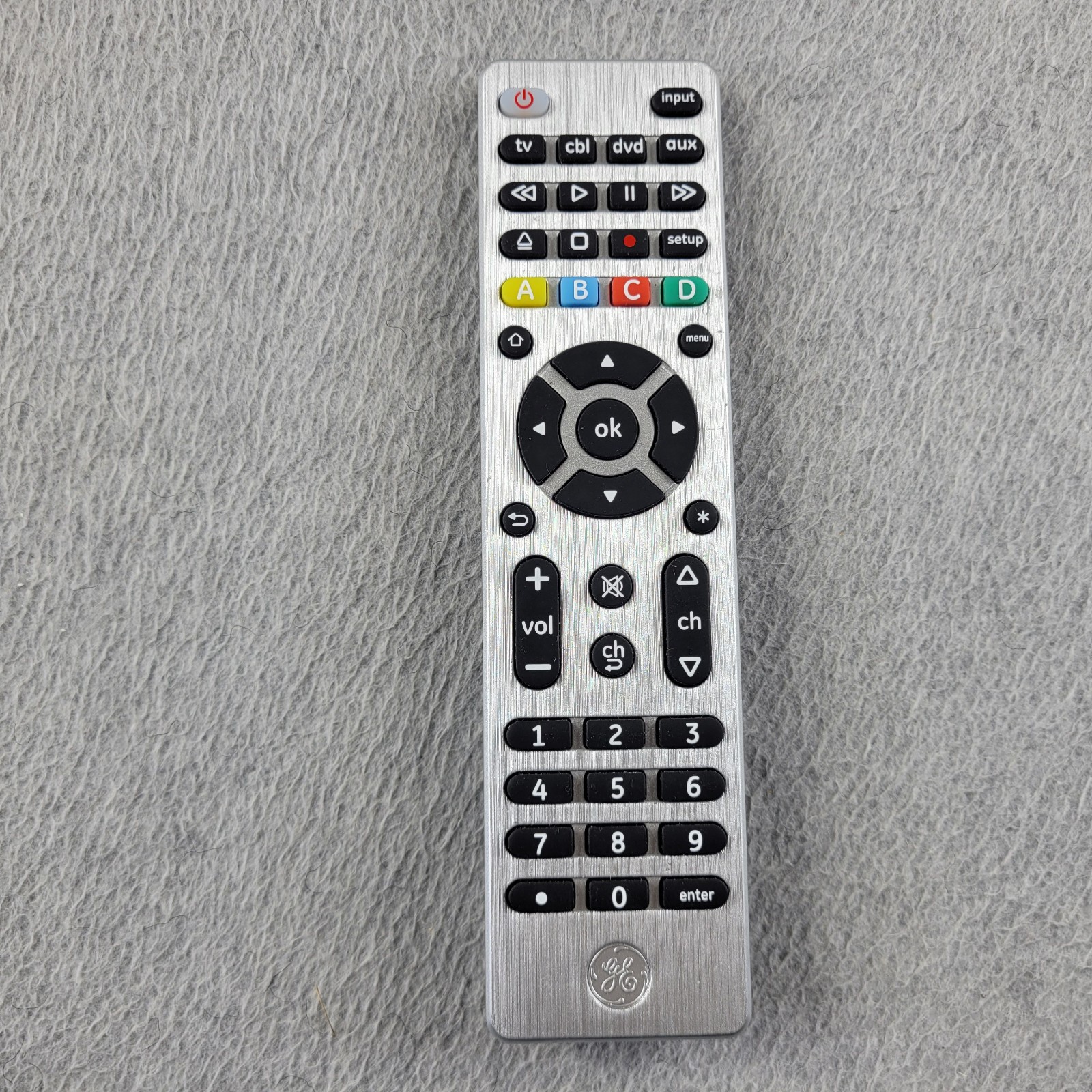 Apple TV 4K A1842 5th Gen (4k 1st Gen) Media Streamer GE Universal Remote Tested
