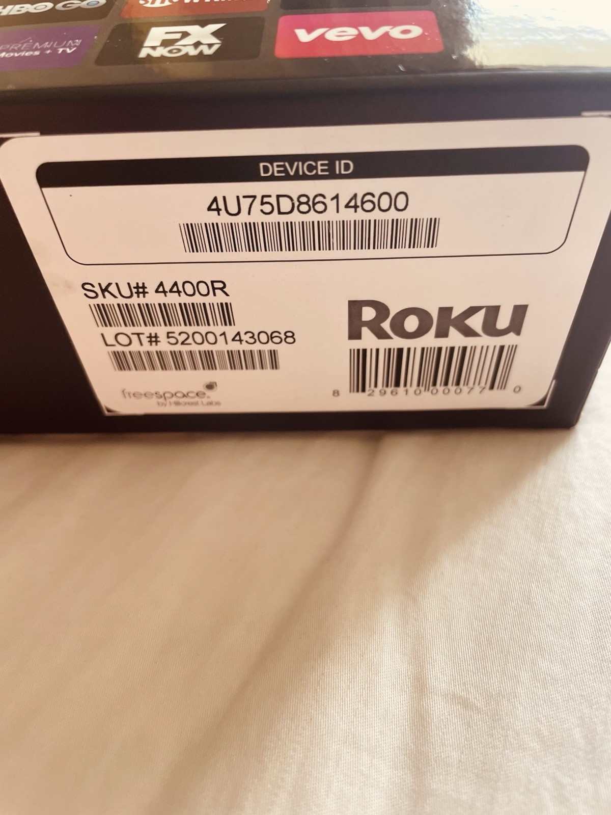 Roku 4 ~Media Streamer 4400X ~ Black Bundle with HDMI Cable & Free extra Remote.