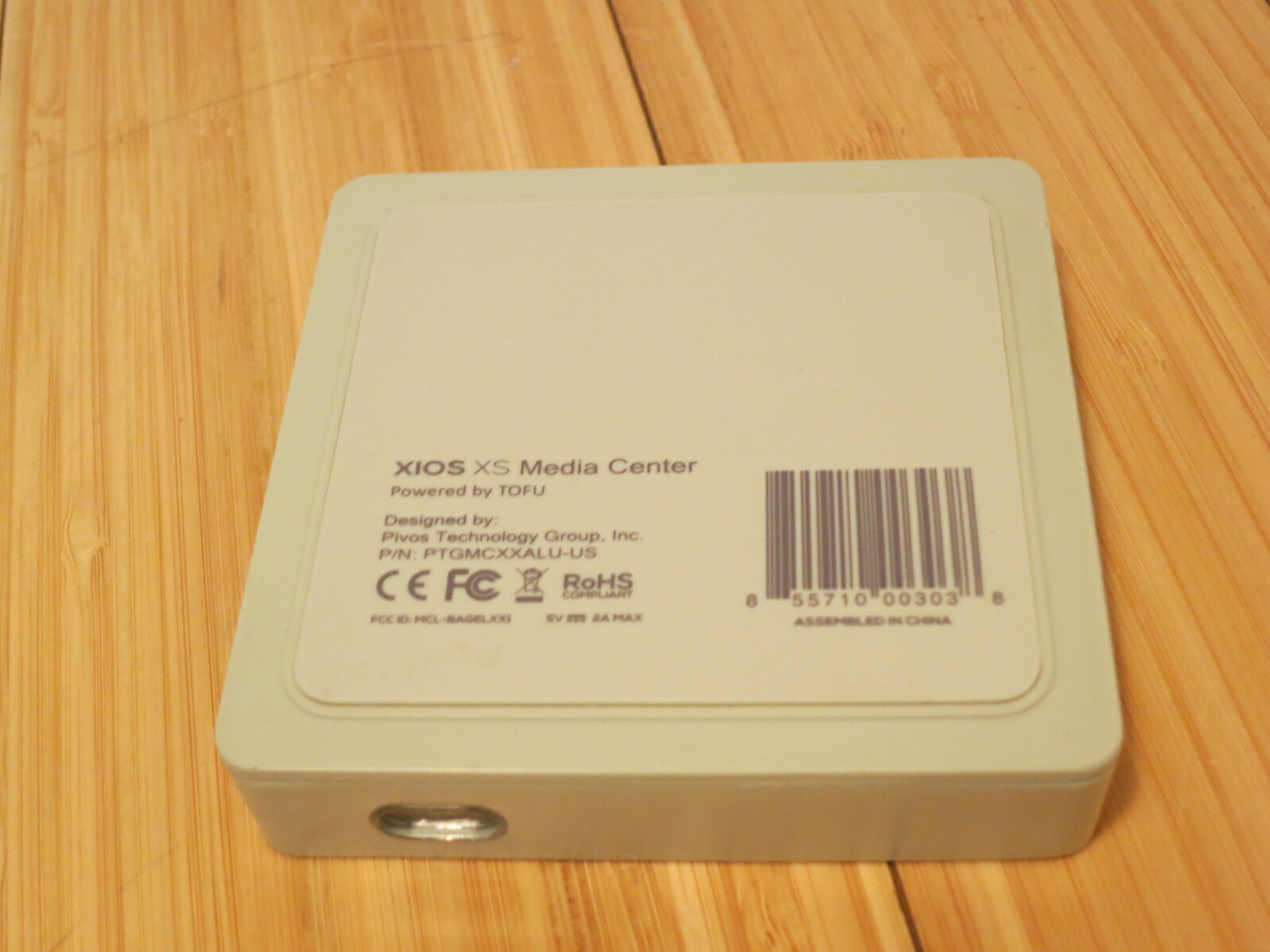 Xios XS – PTGMCXXALU-US – Media Play Box- TOFU, WiFi, Bluetooth, USB, HDMI, SPDI