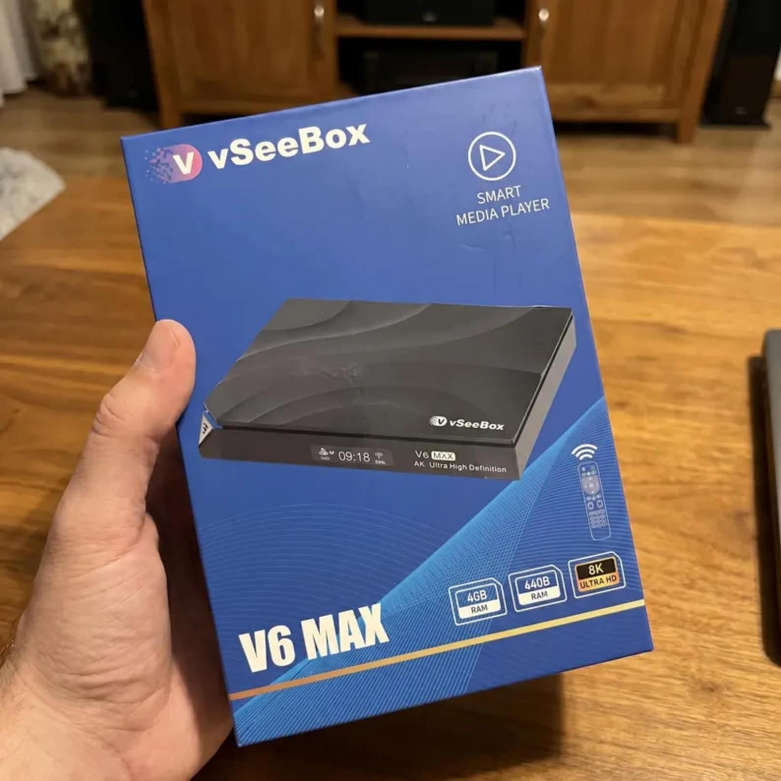 VSEE BOX V6 MAX Android 14 TV Box | 8K HDR | 4GB+64GB | WiFi 6 | First Release