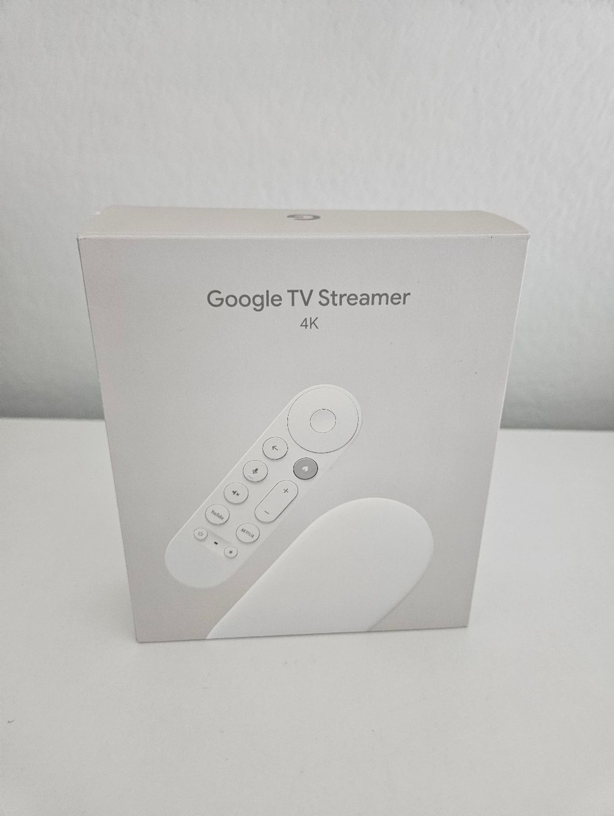Google | TV Streamer 4K HDR Fast Streaming Device 32 GB Porcelain White Media
