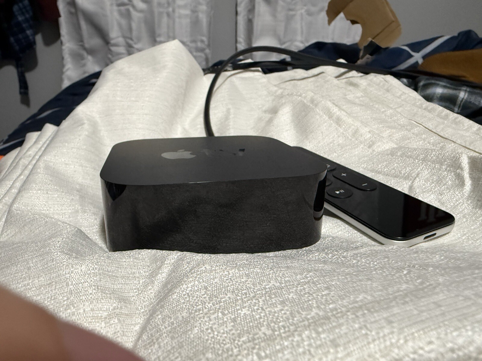 Apple TV 32GB 4K UHD Media Streamer – Black