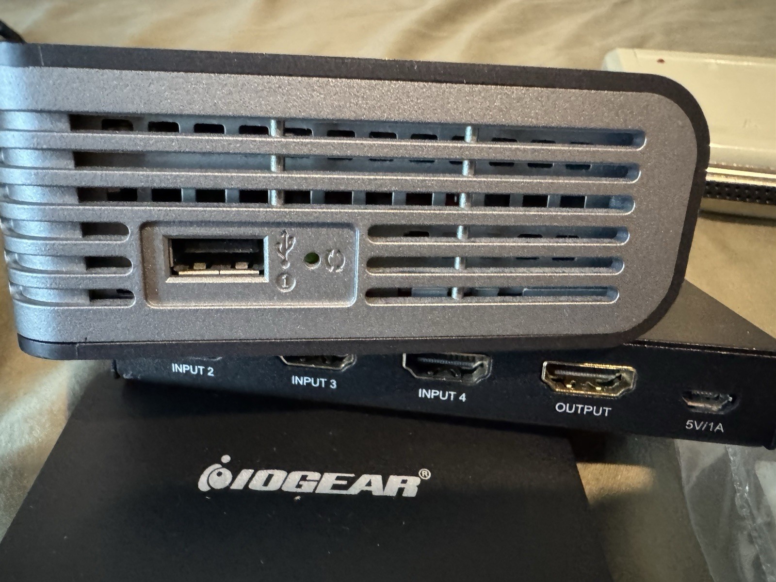 Mixed AV Electronic Lot – Digital WD TV Live IOgear HDMI Switch VGA VA Gear