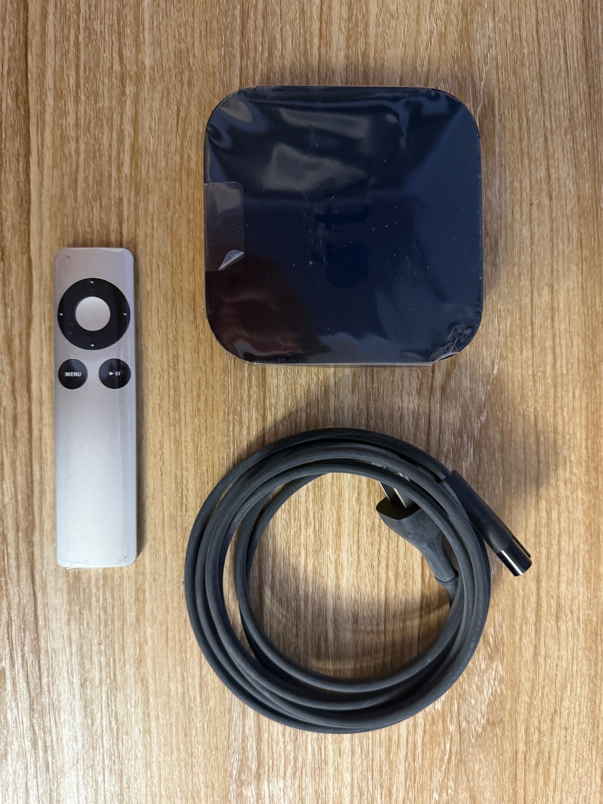 Apple TV (2nd Generation) 8GB Media Streamer – A1378 (CA)