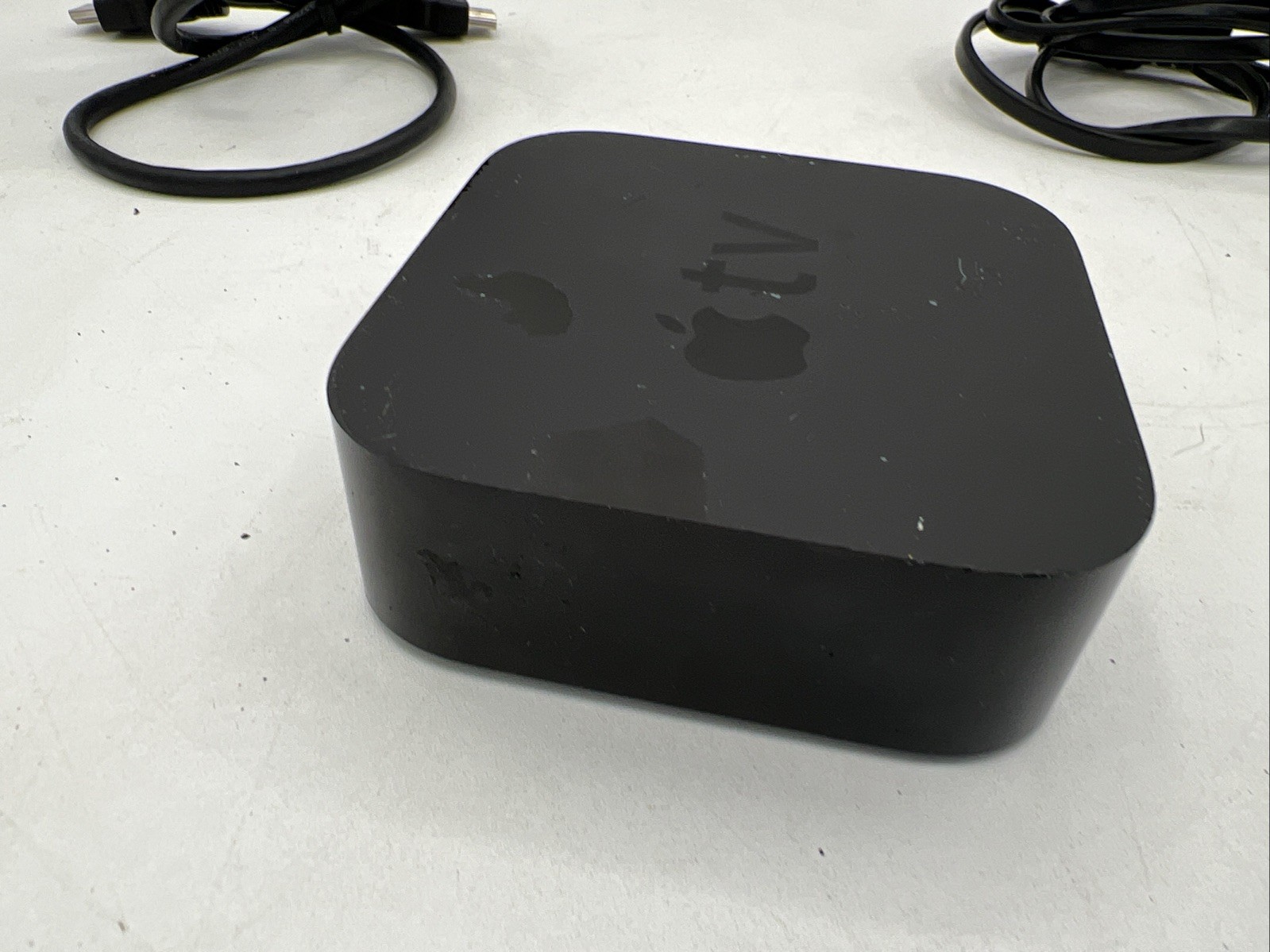 Apple TV A1625 32GB 4th Gen HD Media Streamer Unit Only Factory Reset Tested