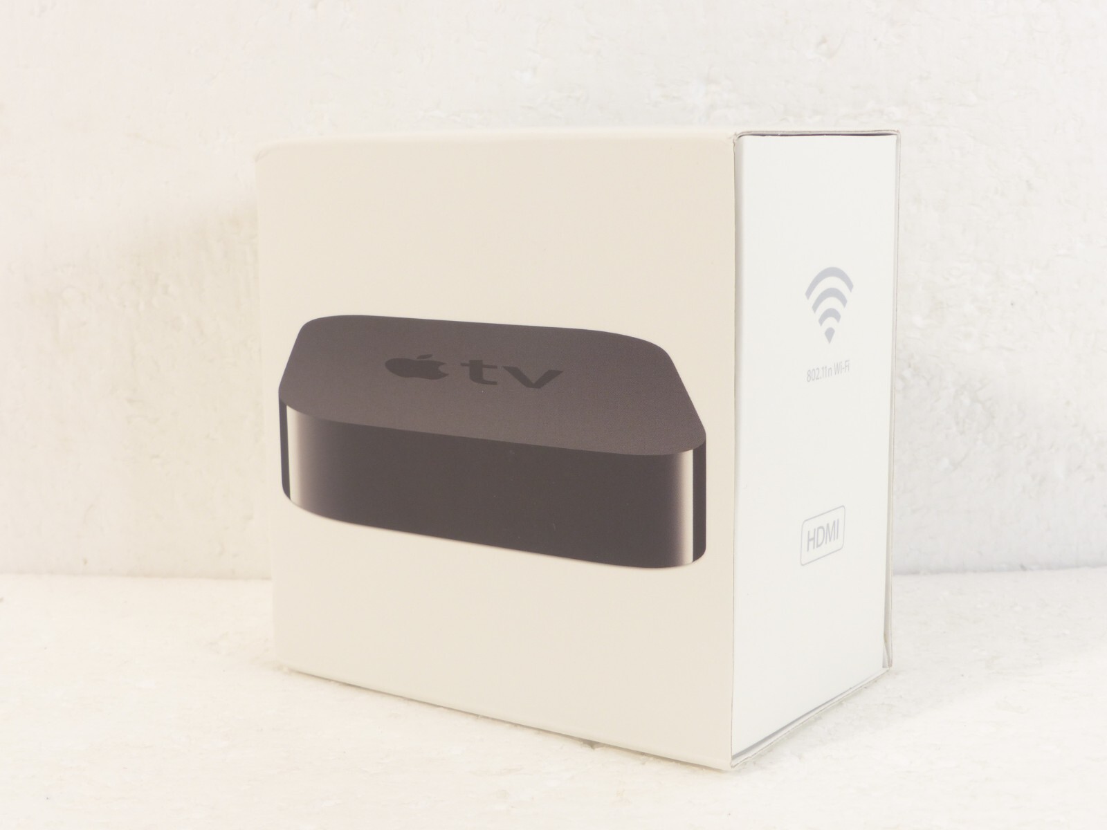 Apple TV A1378 (2nd Gen) Black 8GB 1080p HD Digital Media Streamer NEW Open Box!