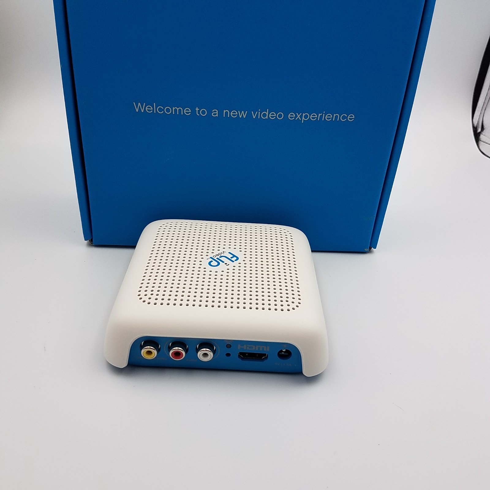 CISCO FlipShare TV automatically connects your TV to your computer