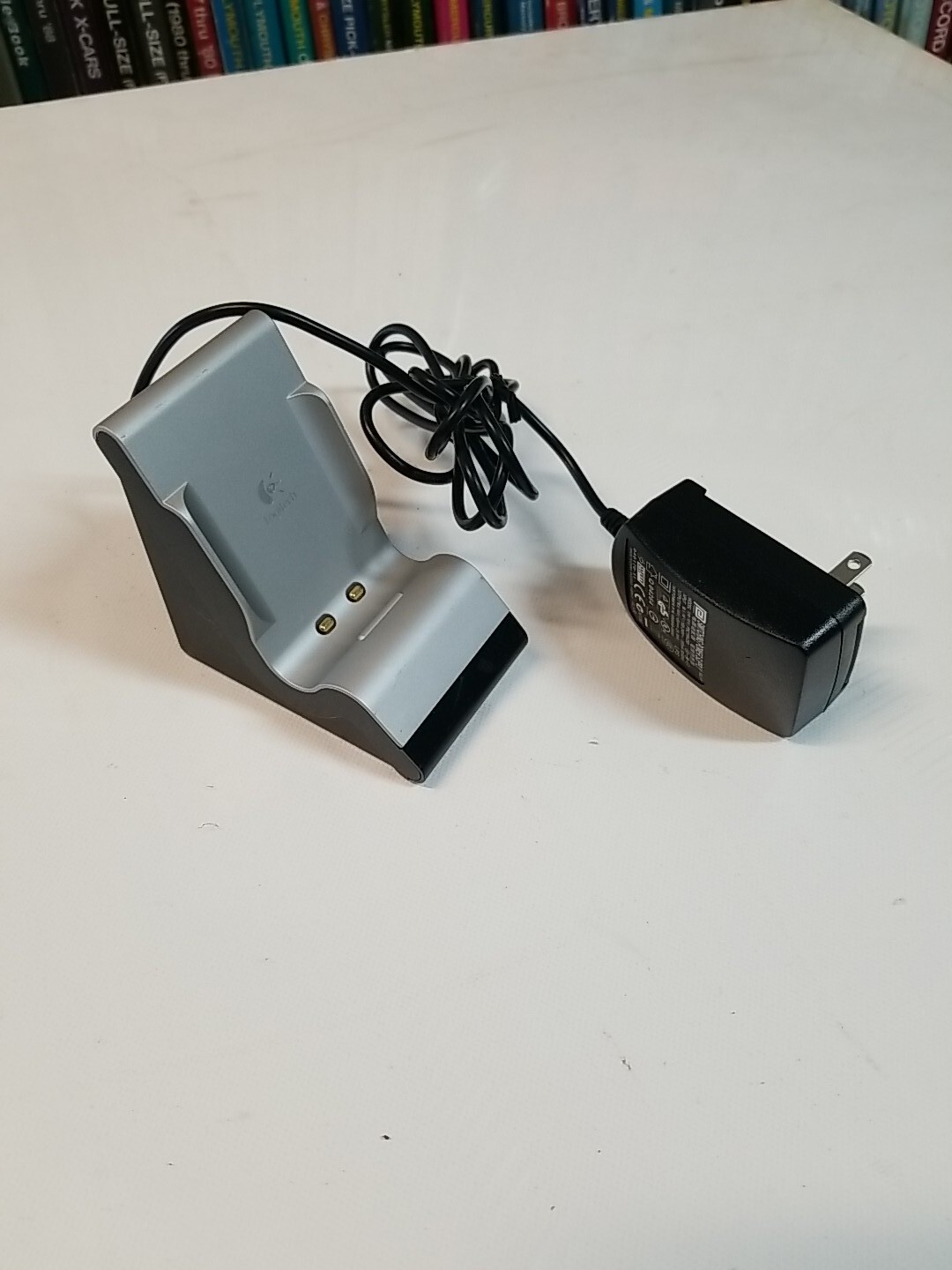 Logitech OEM Wireless DJ Music System Remote Control Dock C-RF49 BASE power supp
